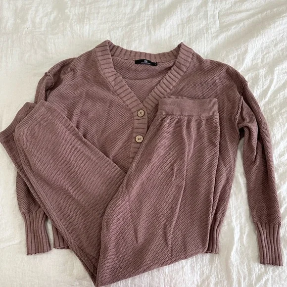 Amazon sweater set. Brand new! - Picture 3 of 4